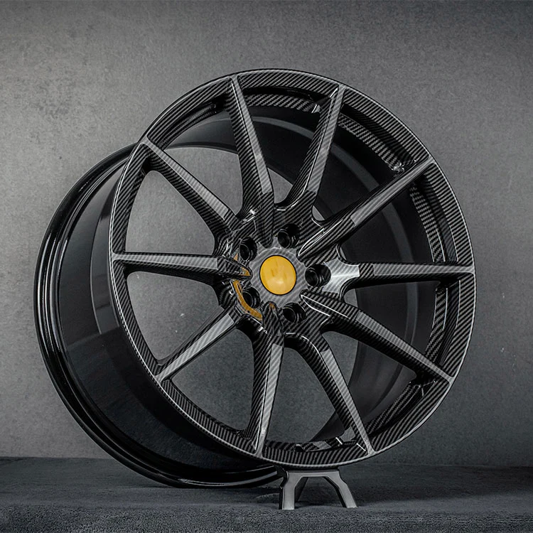 إصدار مسار العجلات المزورة من ألياف الكربون المائية